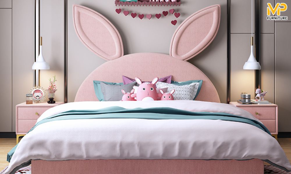 Giường ngủ màu hồng cá tính