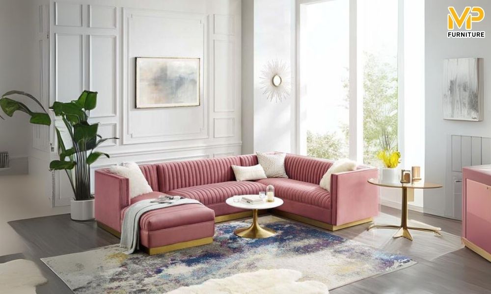 Ghế sofa màu hồng kiểu dáng chữ U