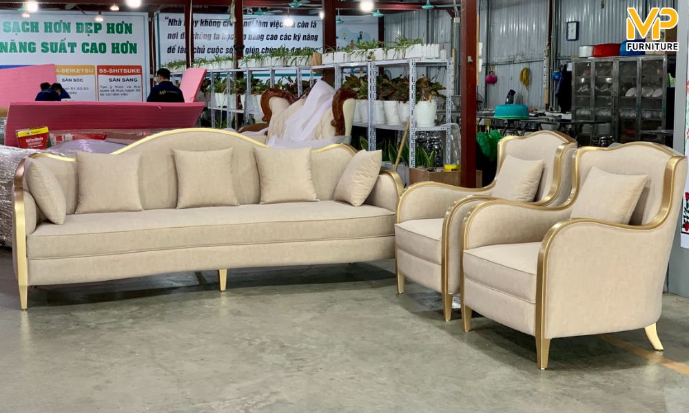 Sofa viền dát vàng 