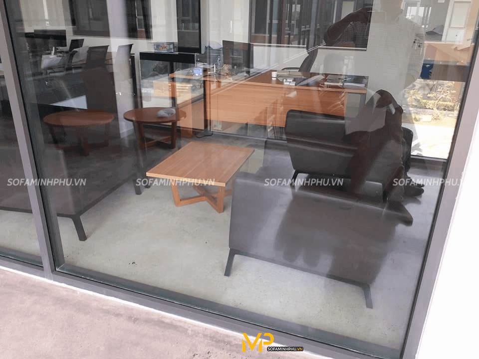 Cận cảnh từng bộ sofa da thật tại Hyundai