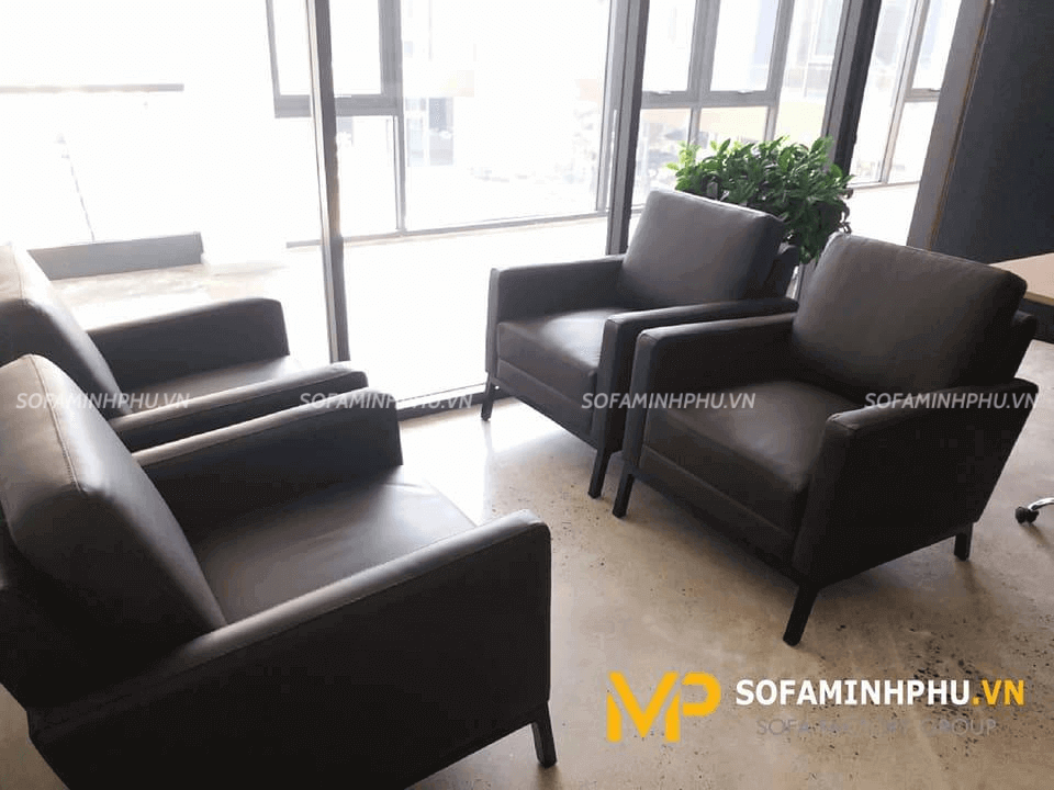 Cận cảnh từng bộ sofa da thật tại Hyundai
