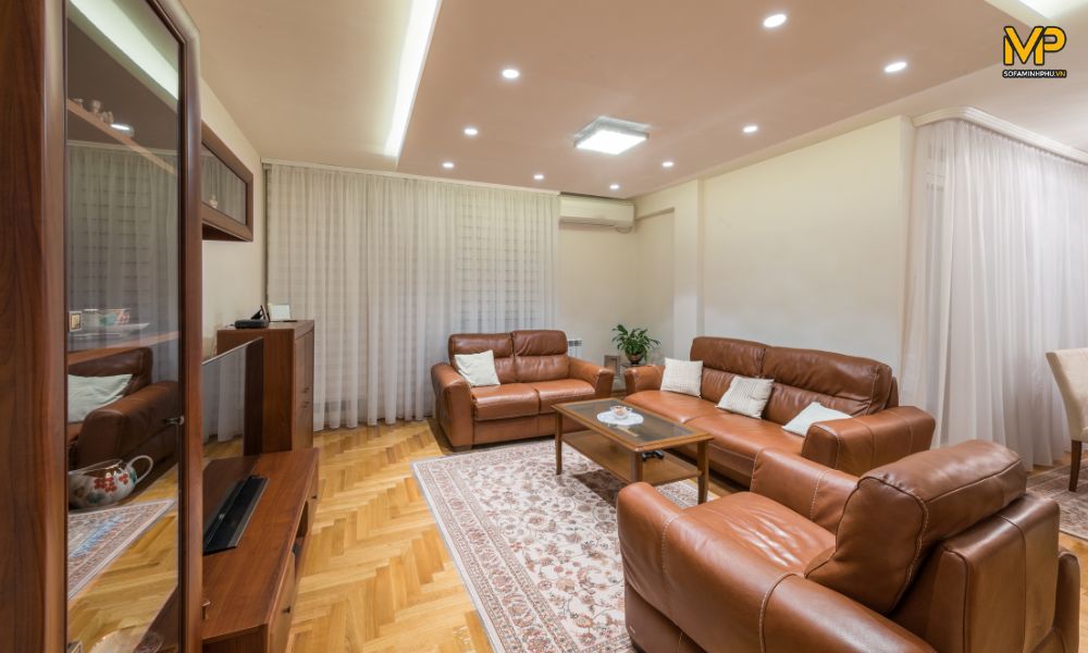 Tẩy vết mực trên ghế sofa da