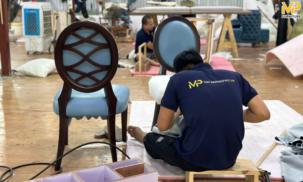 Phân xưởng sản xuất nội thất gỗ cao cấp
