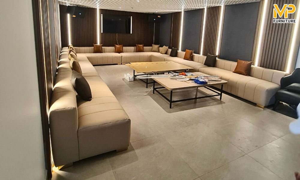 Không gian sử dụng sofa chữ U