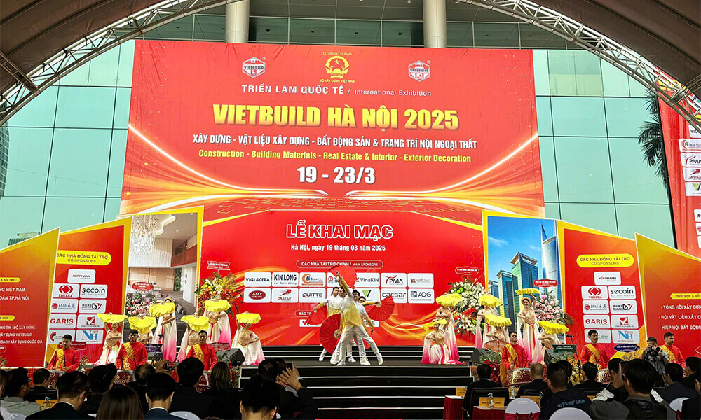 Trien-lam-Vietbuild-Ha-noi