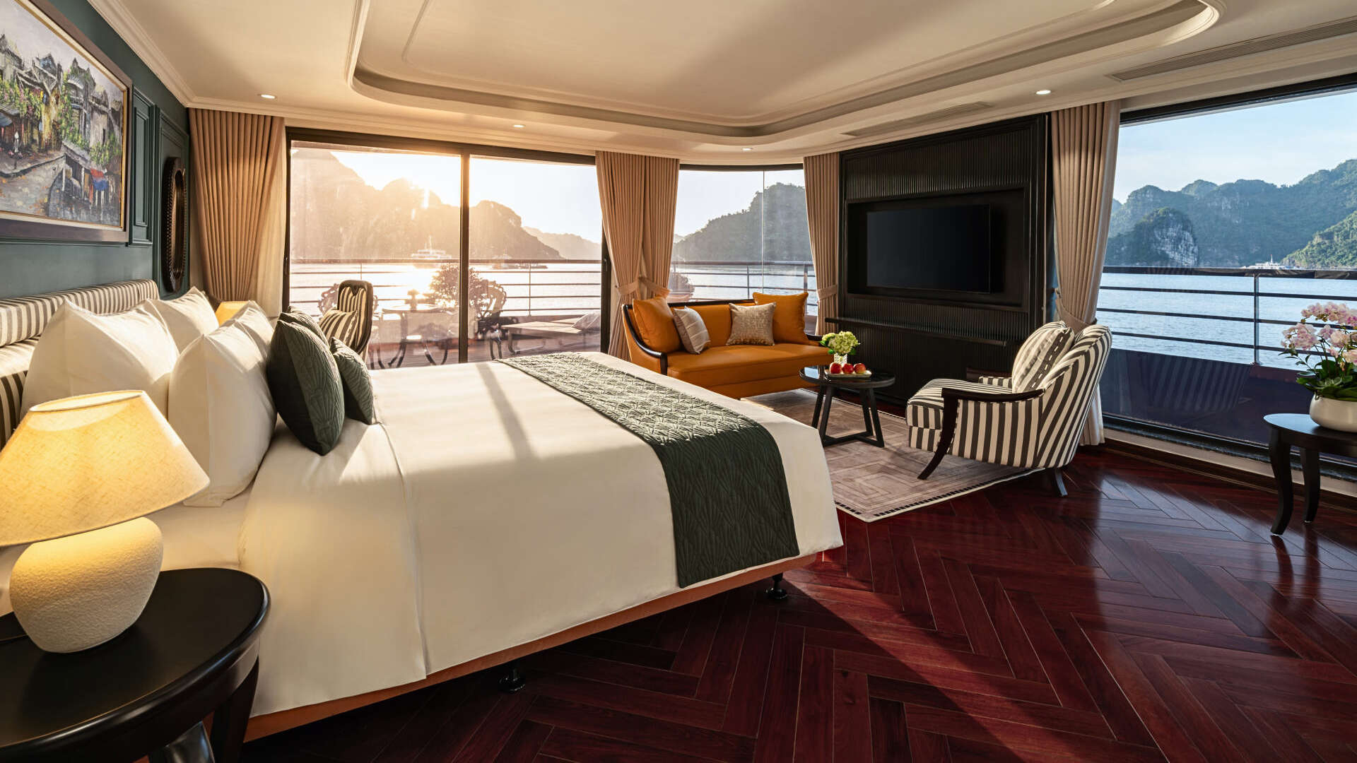 nội thất du thuyền diana cruises