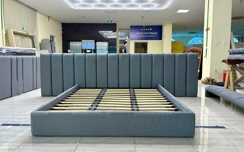 giường ngủ bọc nỉ tại xưởng
